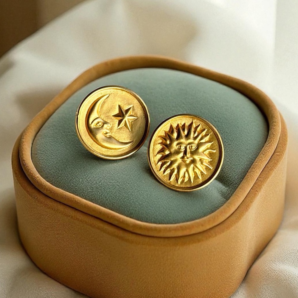 Vintage Signed AK Anne Klein Celestial Sun & Moon Earrings Brushed Gold Tone 1”